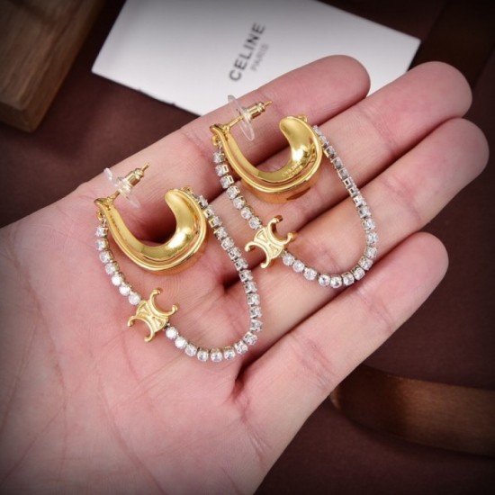For a limited time, the earrings you should buy at a great price 2023SS CELINE Celine For a limited time, the earrings you should buy at a great price 2023SS CELINE Celine